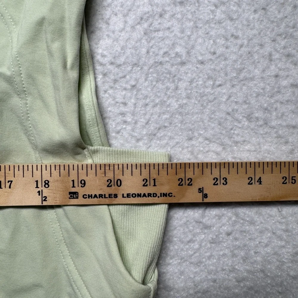 Lululemon Sleeveless Hoodie Athletic Light Green Women's Size‎ 6 (Small)